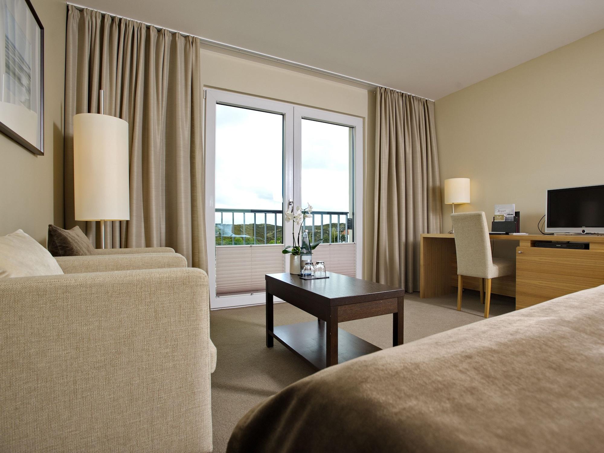 Отель A-Rosa Sylt Лист Экстерьер фото A room at the Hotel