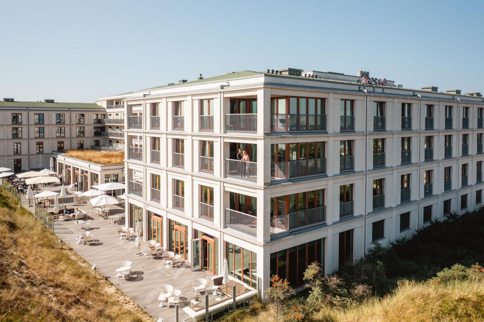 Отель A-Rosa Sylt Лист Экстерьер фото The Hotel