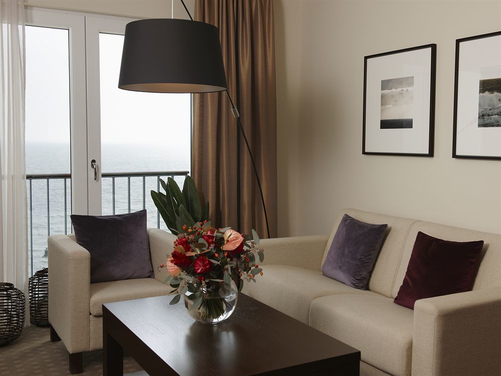 Отель A-Rosa Sylt Лист Экстерьер фото A living room