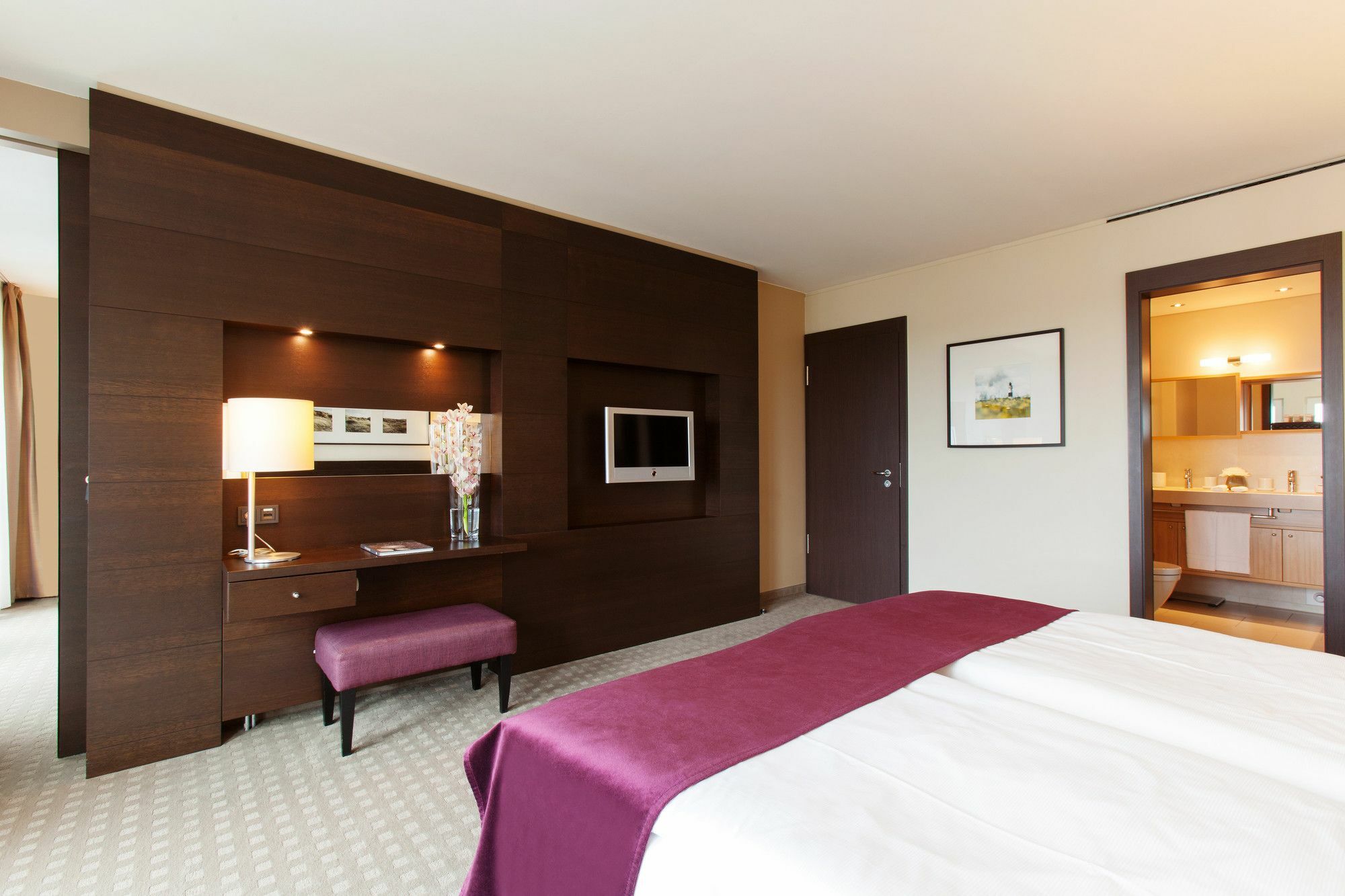 Отель A-Rosa Sylt Лист Экстерьер фото A bedroom at the hotel